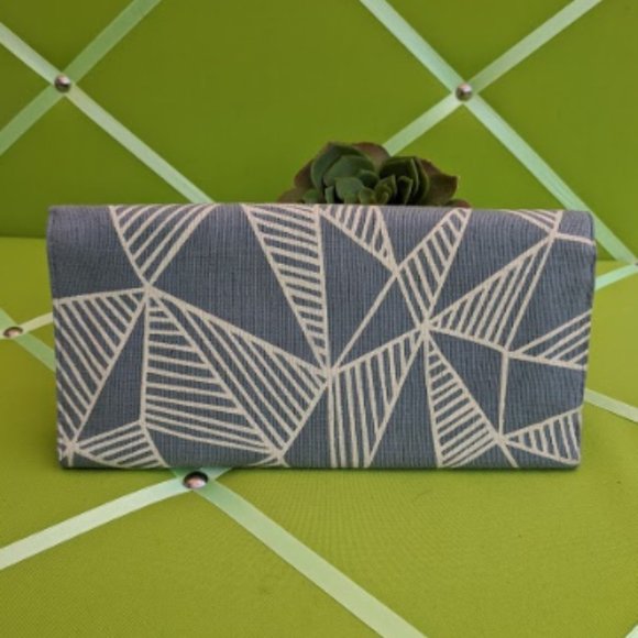 Silk Screen Printed Rectangular Wallet - Ethical - Picture 2 of 8